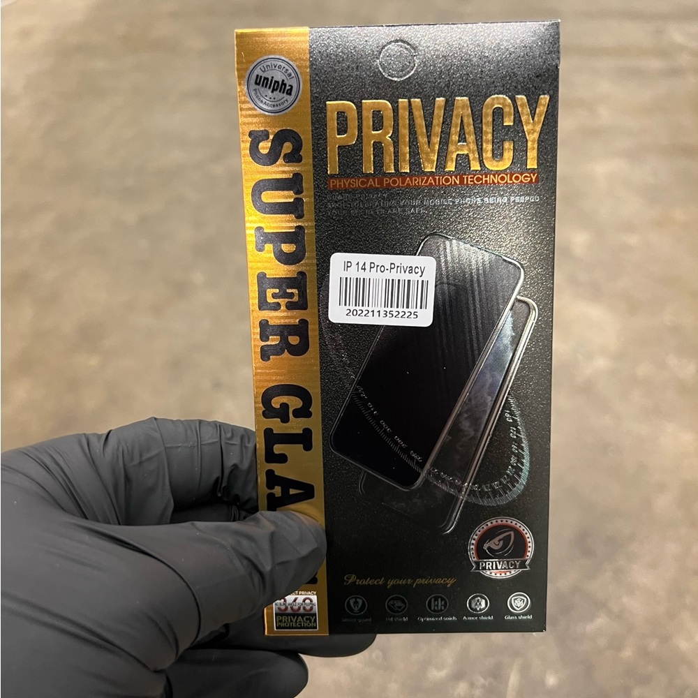 iPhone 14 pro premium tempered screen protector